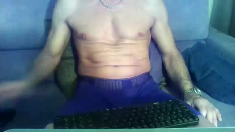 Snapshot of erostja55 chatting on December 18, 7:30 pm erostja55 online show from December 18, 7:30 pm