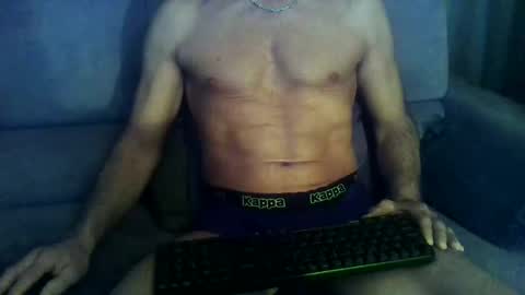 Snapshot of erostja55 chatting on December 21, 5:18 pm erostja55 online show from December 21, 5:18 pm