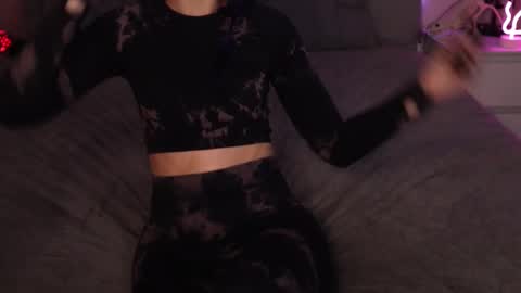 erotic_synth_goddess online show from October 5, 5:09 pm