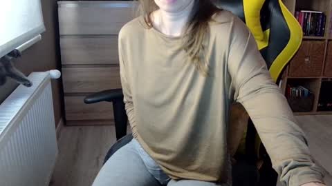 Snapshot of erotic_vibe chatting on January 12, 2:19 pm Melissa online show from January 12, 2:19 pm