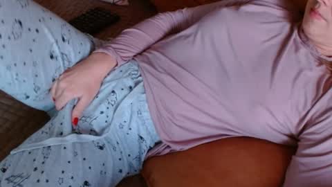 Snapshot of erotic_vibe chatting on February 27, 3:05 pm Melissa online show from February 27, 3:05 pm