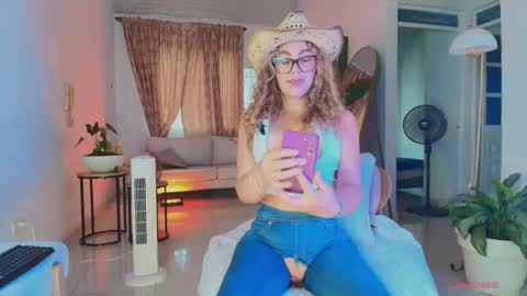 TINY  online show from October 19, 5:50 pm