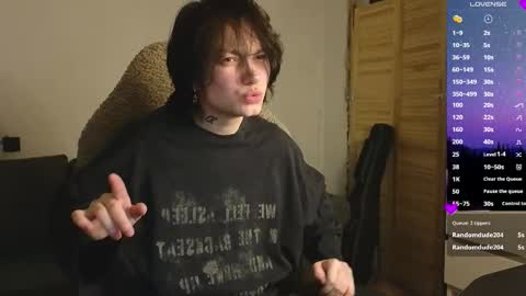 esajukyy online show from March 27, 1:01 pm