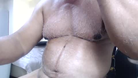 Snapshot of escorpion51 chatting on March 3, 3:08 am escorpion51 online show from March 3, 3:08 am