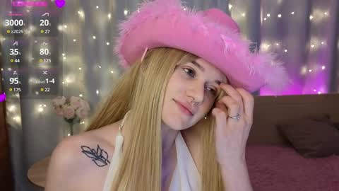 ASHLEY online show from January 16, 3:13 pm