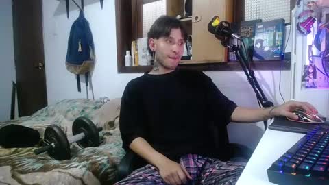 Esteban online show from February 27, 4:13 am