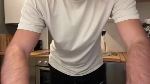 eskp online show from October 20, 4:45 pm