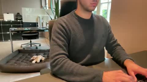 eskp online show from October 14, 8:28 am