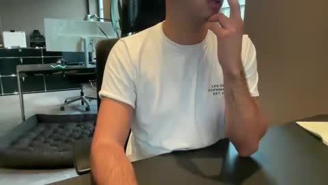 eskp online show from October 7, 1:51 pm