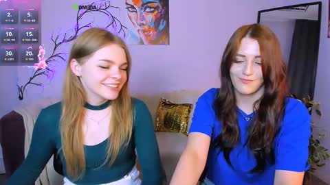 Snapshot of esma_shine chatting on September 9, 7:58 pm esma_shine online show from September 9, 7:58 pm