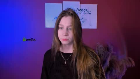 esme_moore_ online show from November 9, 9:13 am