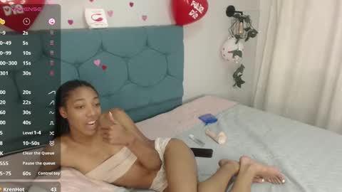 Snapshot of esmeralda_bk chatting on February 17, 6:06 pm esmeralda_bk online show from February 17, 6:06 pm