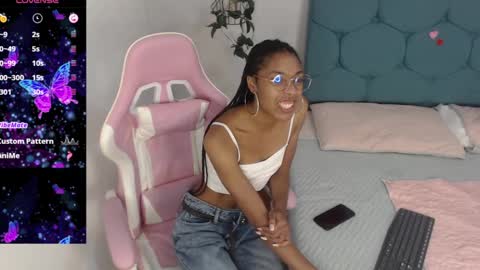 Snapshot of esmeralda_bk chatting on February 18, 3:41 pm esmeralda_bk online show from February 18, 3:41 pm