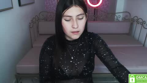 Esmeralda Eyes online show from February 20, 9:09 pm