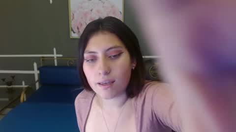 Esmeralda Eyes online show from March 8, 12:22 am