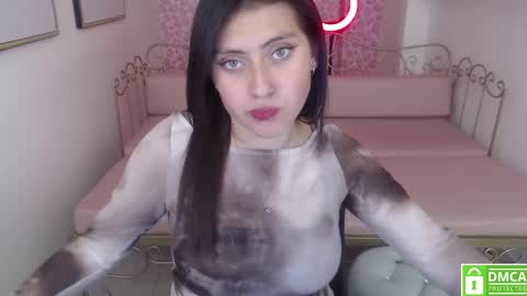 Esmeralda Eyes online show from February 18, 11:19 pm