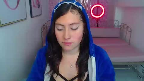 Esmeralda Eyes online show from February 27, 8:09 pm