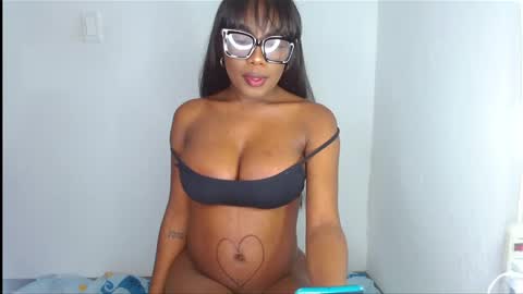 Esmeralda parck online show from February 13, 2:52 pm