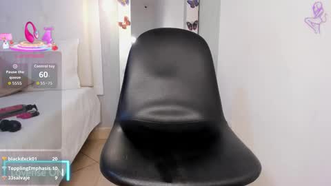 esmeraldanyx online show from September 19, 11:30 pm