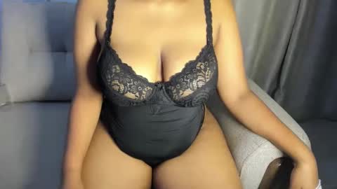 Esme online show from October 2, 11:36 pm