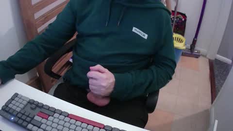 Morph online show from November 30, 9:33 pm