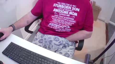 Snapshot of essex_wild chatting on December 7, 9:39 pm Morph online show from December 7, 9:39 pm