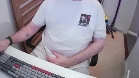 Morph online show from February 3, 8:57 pm