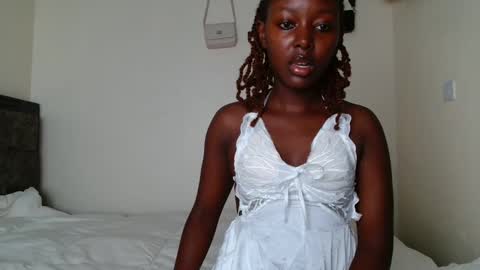 essypetite online show from January 6, 7:51 pm