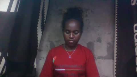 estanie online show from September 28, 7:23 pm