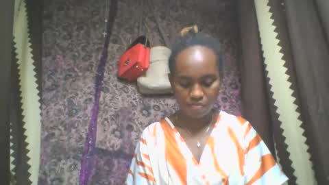 estanie online show from October 18, 9:24 am