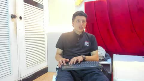 ESTEBAN online show from January 12, 12:34 pm