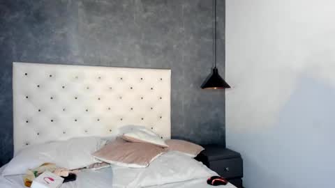 Salome online show from October 9, 1:05 pm