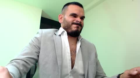 Esteban Fernandez online show from November 20, 9:34 pm