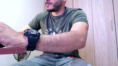 Esteban Fernandez online show from January 24, 2:41 pm