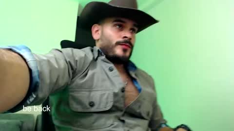 Esteban Fernandez online show from November 24, 2:21 am