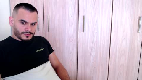 Esteban Fernandez online show from February 6, 4:03 pm