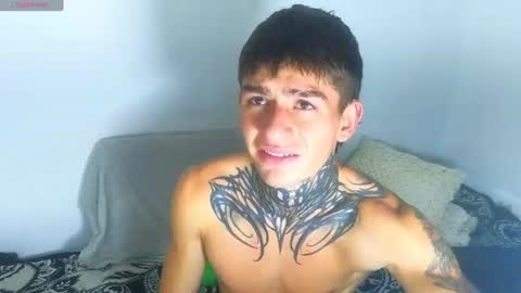 Esteban independent model online show from July 4, 7:12 am
