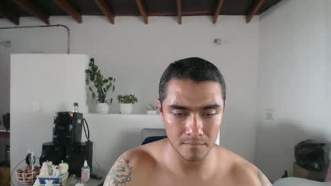 estebanmed92 online show from November 8, 5:16 pm