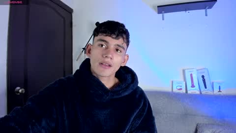 Esteban online show from February 5, 10:22 pm