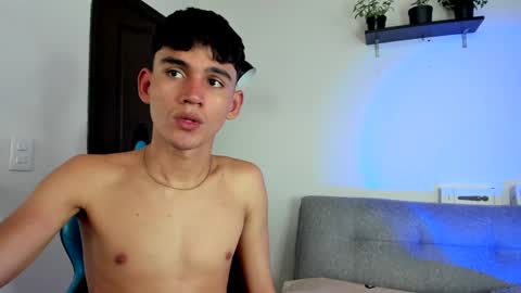 Esteban online show from February 3, 6:17 pm