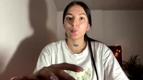 estefa1 online show from April 3, 6:20 am