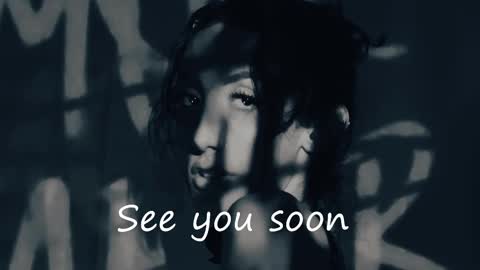 Estefa G online show from March 5, 8:10 pm