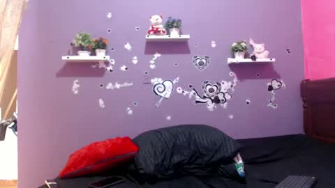 Estefania 5 online show from January 30, 6:00 pm