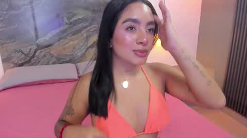 Snapshot of estefy_gomez1 chatting on March 4, 3:33 am Stefy online show from March 4, 3:33 am