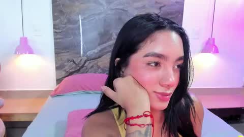 Snapshot of estefy_gomez1 chatting on February 28, 9:47 am Stefy online show from February 28, 9:47 am