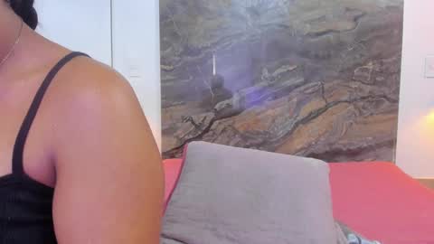 Snapshot of estefy_gomez1 chatting on March 4, 9:40 am Stefy online show from March 4, 9:40 am