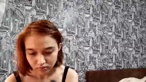 estellekirbo online show from June 7, 3:17 pm