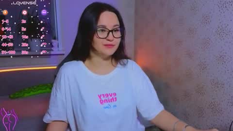 EsterPlayful online show from September 29, 4:17 pm