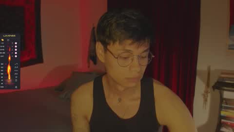 Snapshot of estmonnn chatting on October 16, 11:25 pm Esteban online show from October 16, 11:25 pm