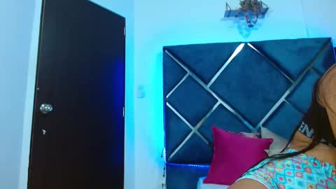 ESTRELLA online show from February 19, 7:16 pm